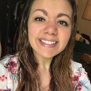 Meet your Posher, Christina